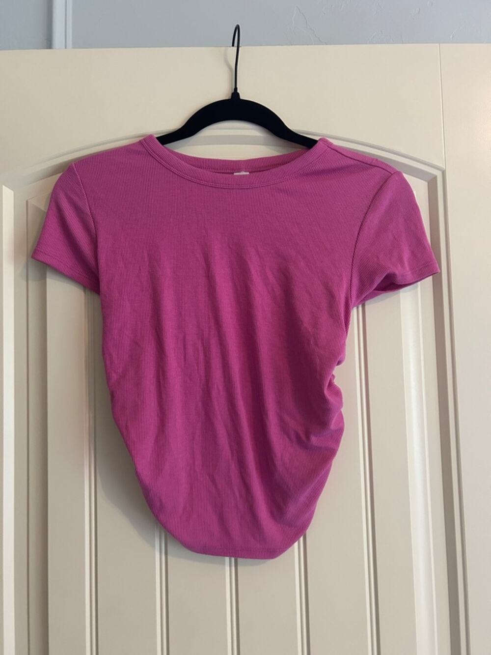 Old Navy Women’s Pink Crewneck Short-Sleeve Top